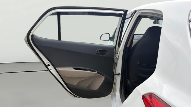 View Hyundai Grand i10 Image 14 Used Hyundai Grand i10 Image 14