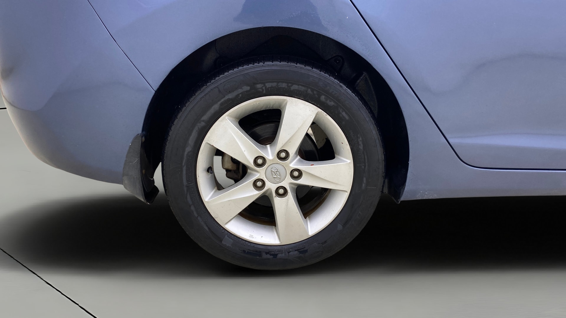 View 2013 Hyundai Elantra 1.6 CRDi S Image 33 Used 2013 Hyundai Elantra 1.6 CRDi S Image 33