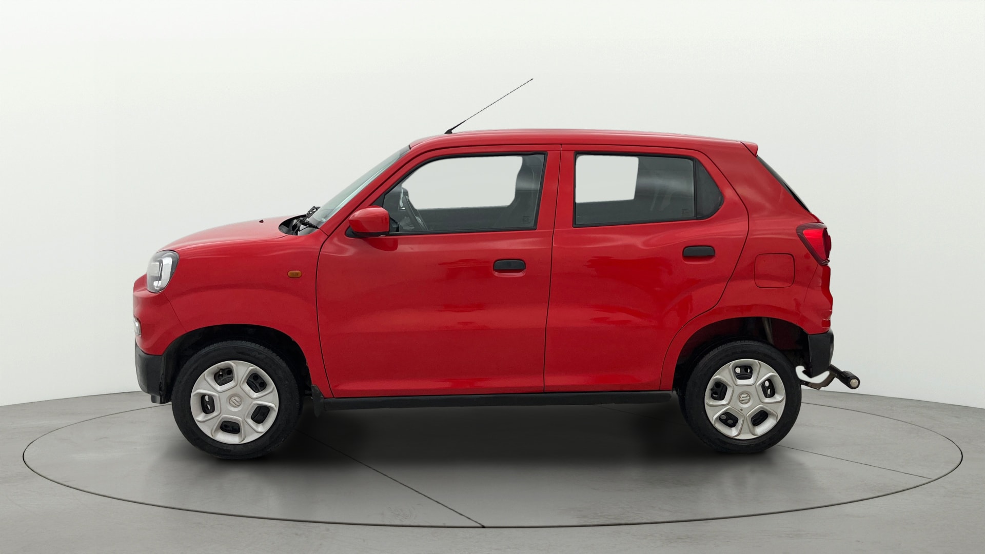 View 2024 Maruti Suzuki 1000 Base Variant Image 5 Used 2024 Maruti Suzuki 1000 Base Variant Image 5