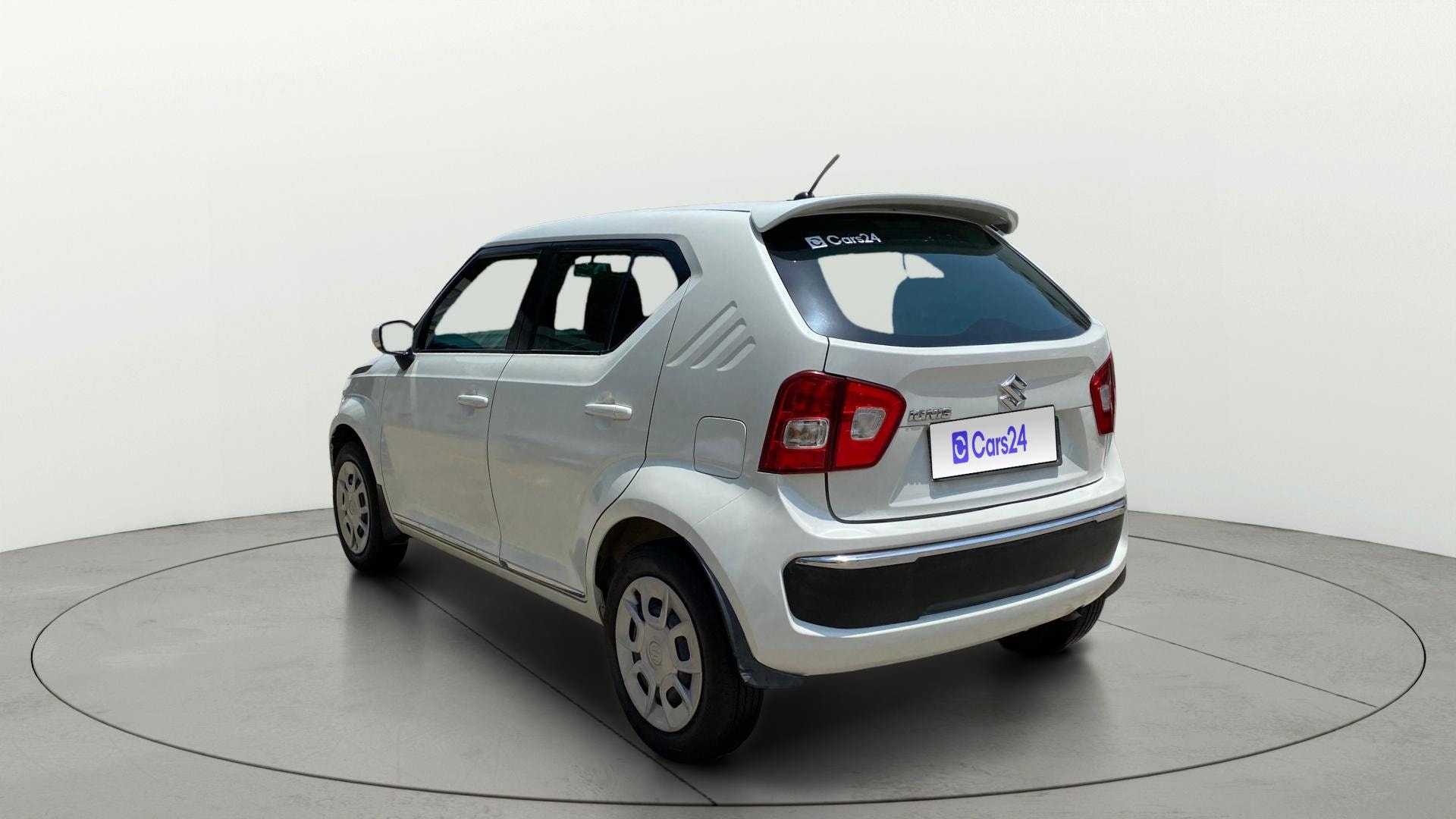 View 2018 Maruti Suzuki 1000 Base Variant Image 2 Used 2018 Maruti Suzuki 1000 Base Variant Image 2