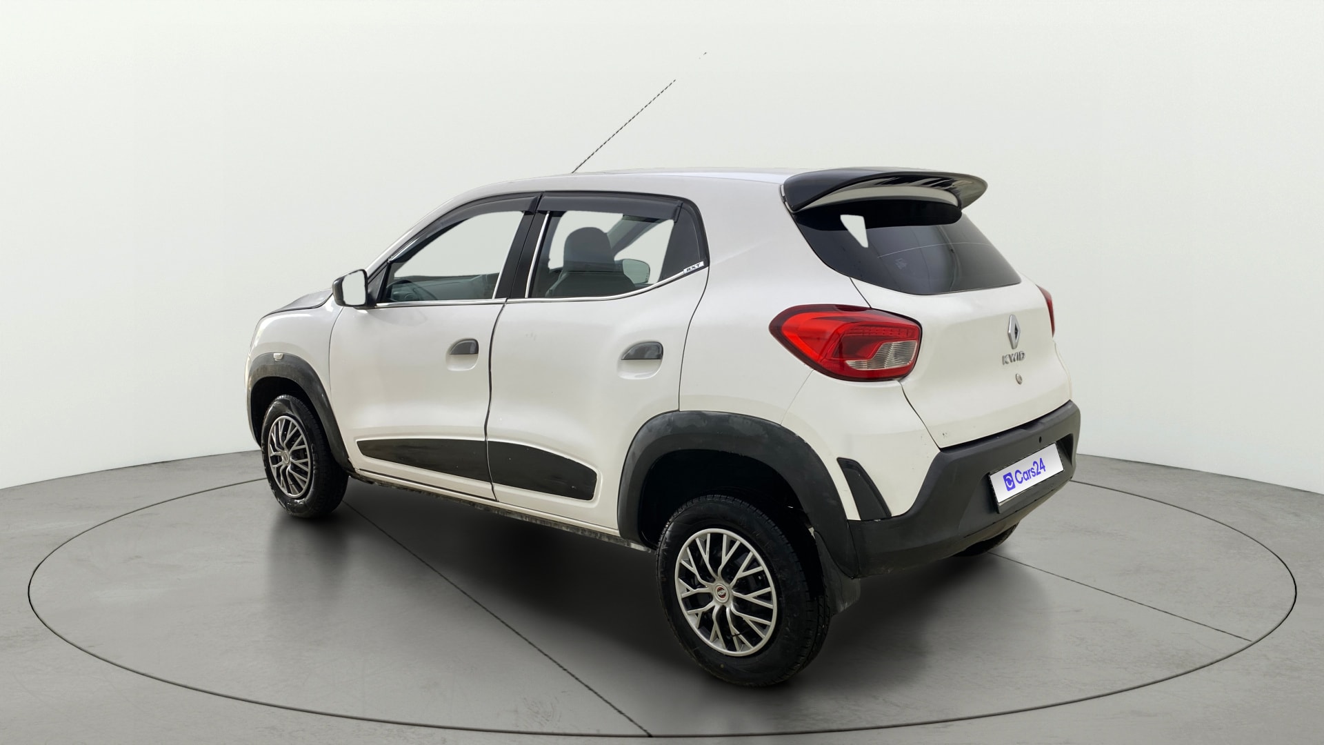 View 2020 Renault Kwid RXL 1.0 BS IV Image 2 Used 2020 Renault Kwid RXL 1.0 BS IV Image 2