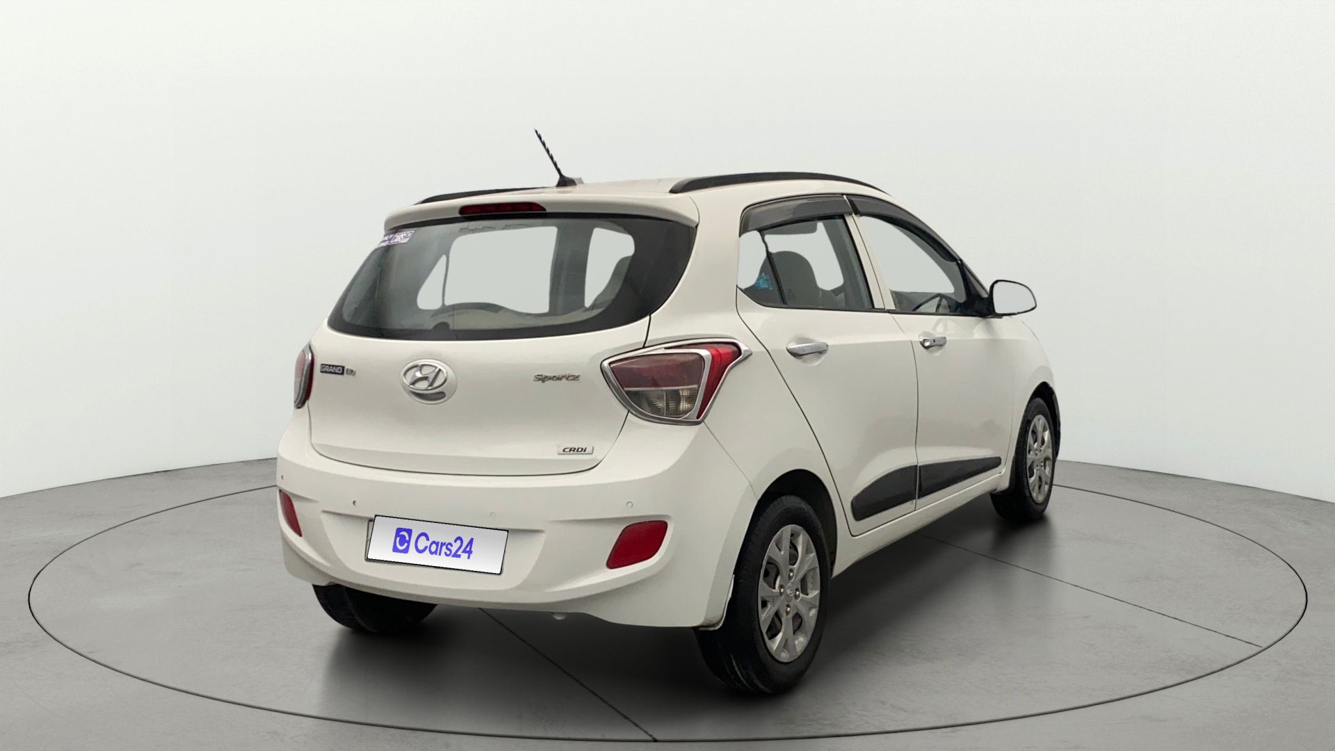 View 2014 Hyundai Grand i10 1.1 Sportz Diesel Image 43 Used 2014 Hyundai Grand i10 1.1 Sportz Diesel Image 43