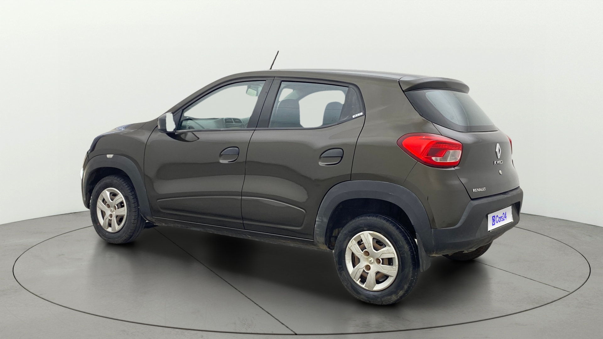 View 2018 Renault Kwid RXL 1.0 BS IV Image 2 Used 2018 Renault Kwid RXL 1.0 BS IV Image 2