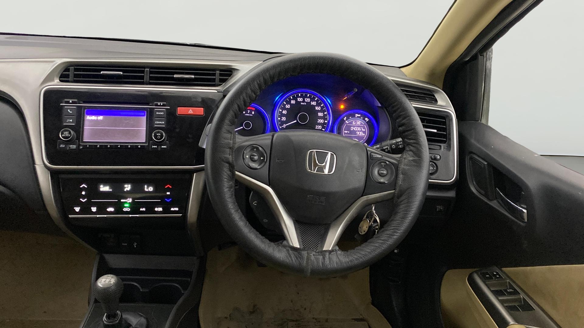View 2016 Honda City ZX MT Diesel Anniversary Edition Image 21 Used 2016 Honda City ZX MT Diesel Anniversary Edition Image 21