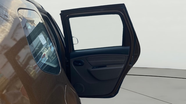 View Renault Duster Image 7 Used Renault Duster Image 7