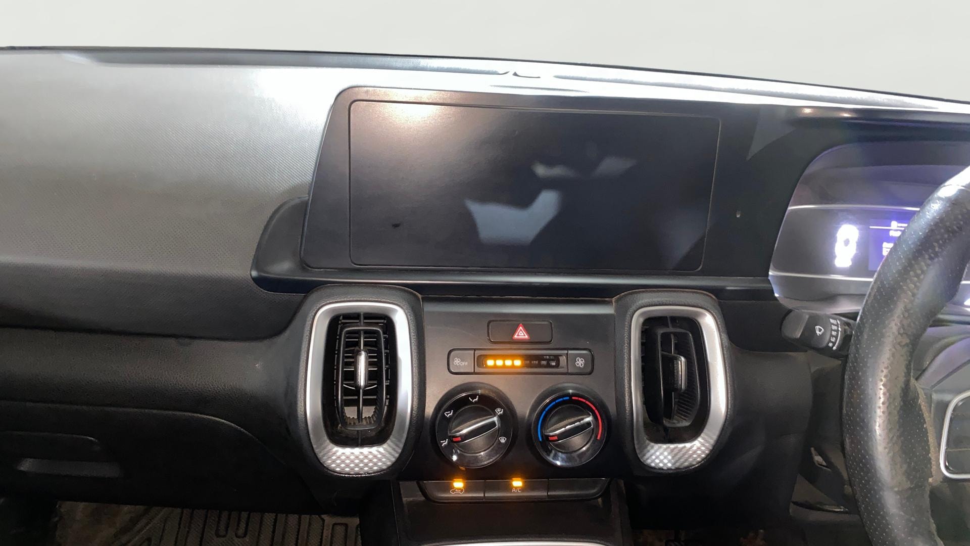 Used 2022 Kia Sonet Used 2022 Kia Sonet