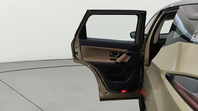 View Tata Harrier Image 23 Used Tata Harrier Image 23
