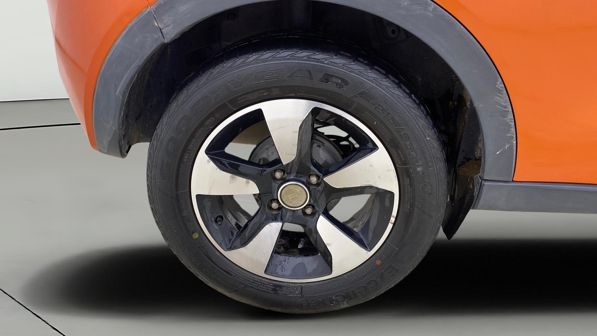 View 2020 Tata Nexon Revotron XE Image 24 Used 2020 Tata Nexon Revotron XE Image 24