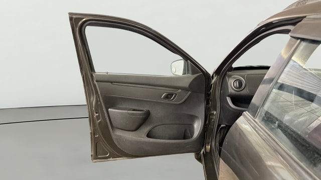 View Renault Kwid Image 30 Used Renault Kwid Image 30