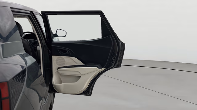 View Mahindra XUV 3XO Image 8 Used Mahindra XUV 3XO Image 8