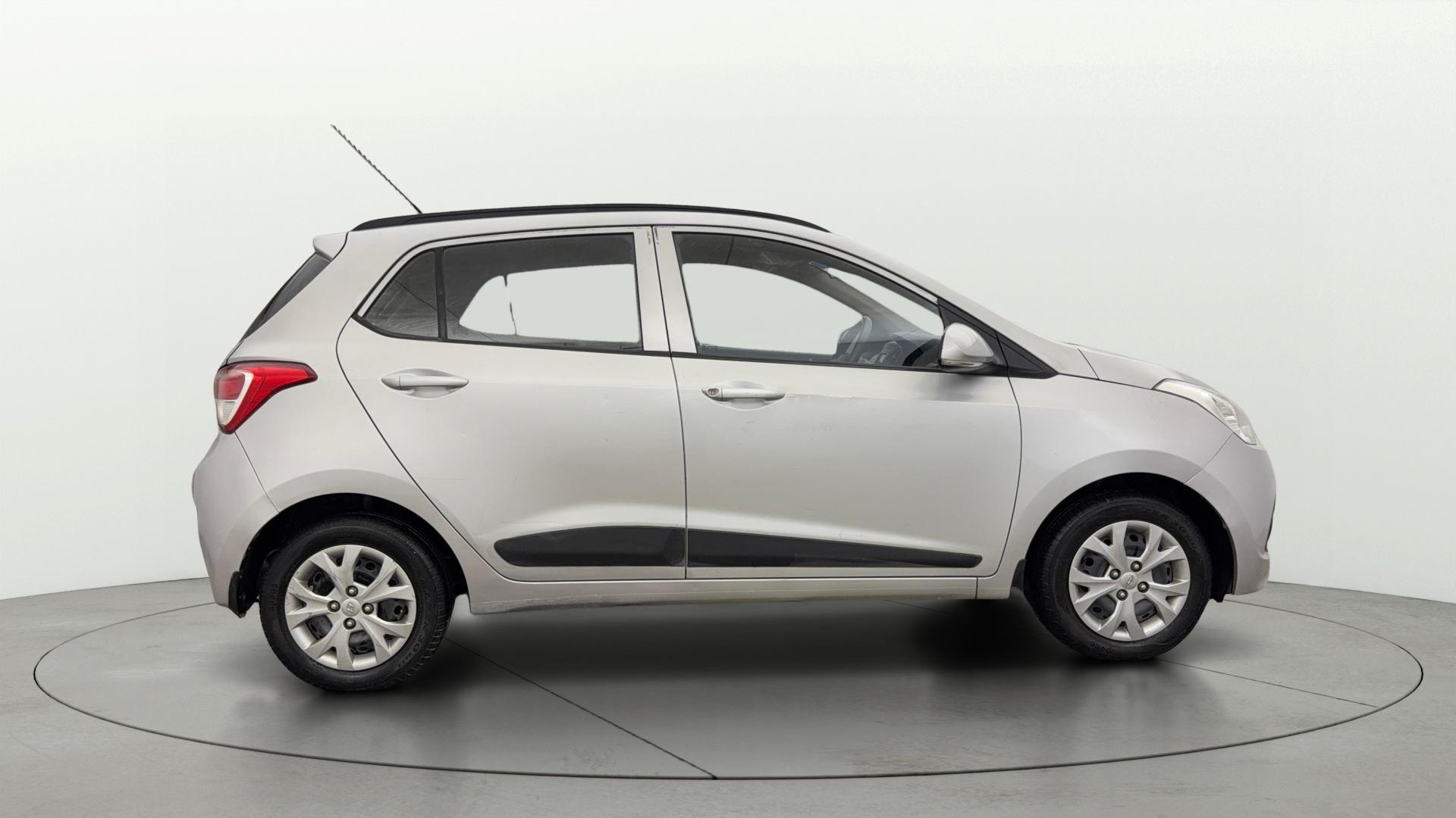 Used 2017 Hyundai Grand i10 Used 2017 Hyundai Grand i10