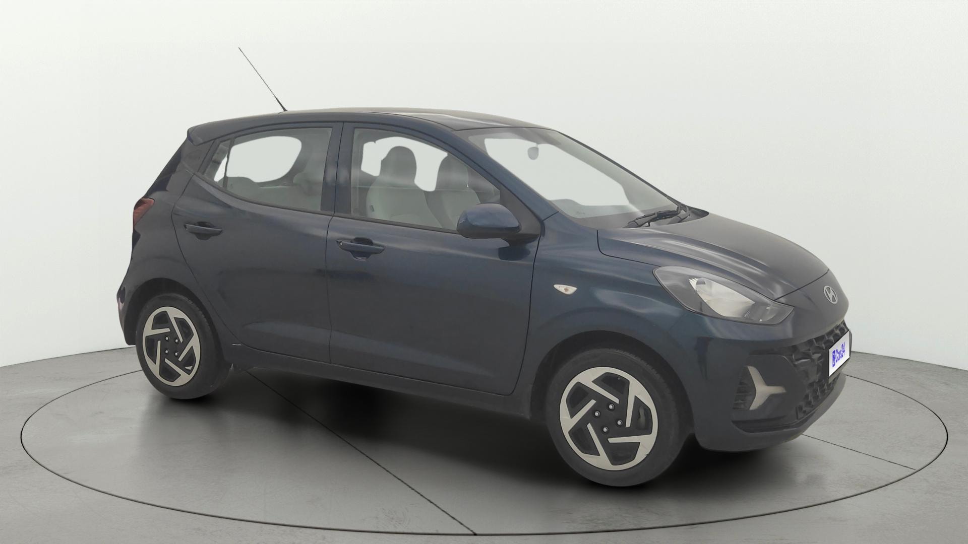 View 2024 Hyundai Grand i10 Nios Magna Corporate Edition Petrol Image 13 Used 2024 Hyundai Grand i10 Nios Magna Corporate Edition Petrol Image 13