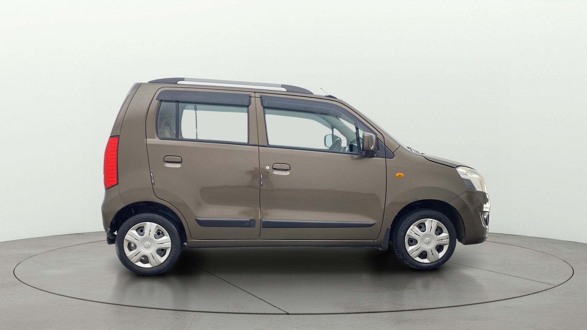 View 2018 Maruti Suzuki 1000 Base Variant Image 8 Used 2018 Maruti Suzuki 1000 Base Variant Image 8