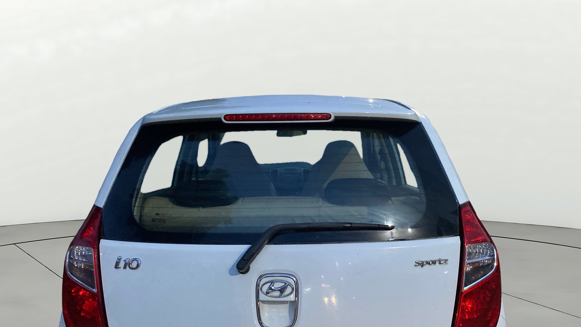 View 2013 Hyundai i10 1.2 Sportz AT Image 3 Used 2013 Hyundai i10 1.2 Sportz AT Image 3