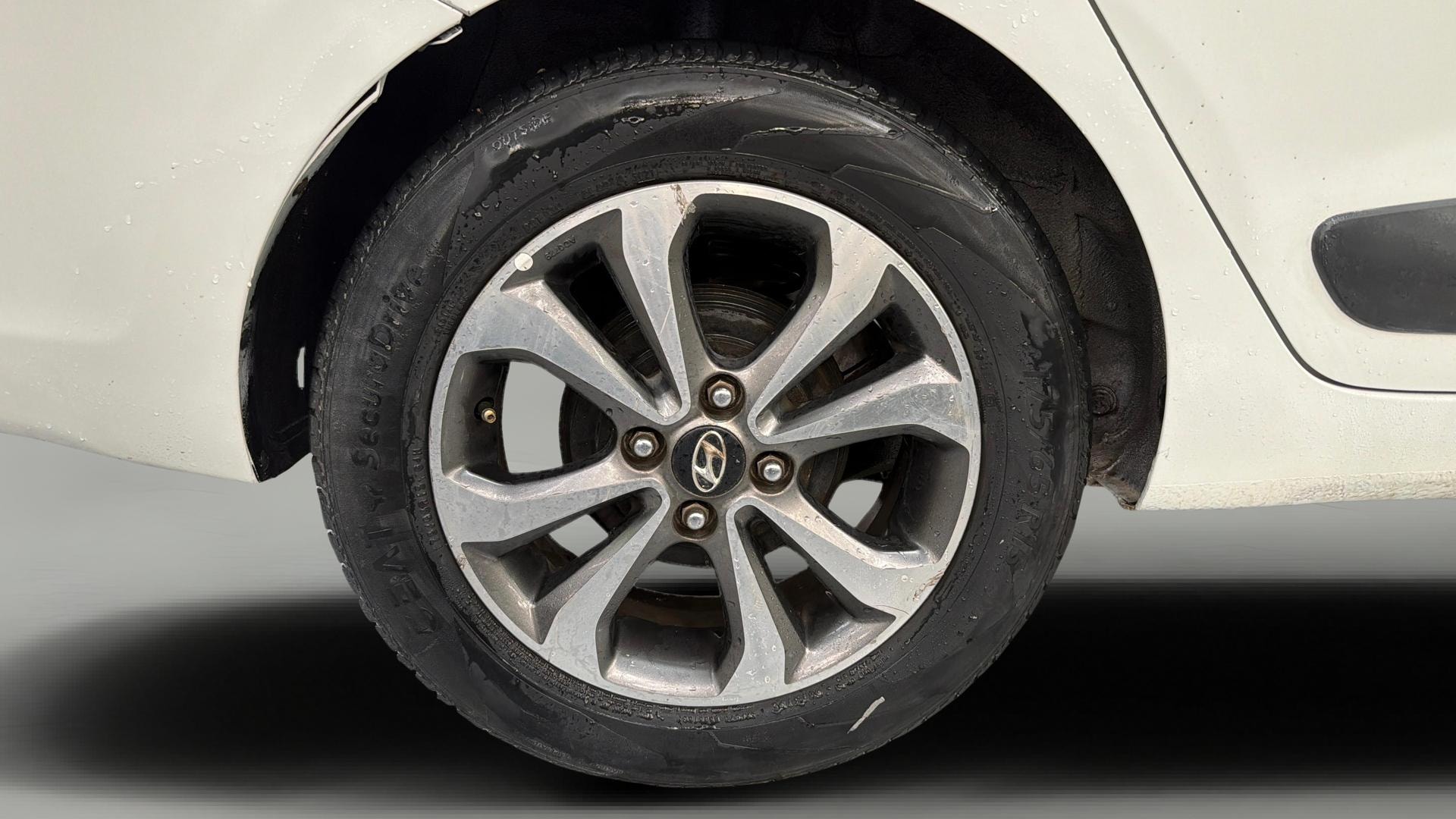 Used 2014 Hyundai Xcent Used 2014 Hyundai Xcent