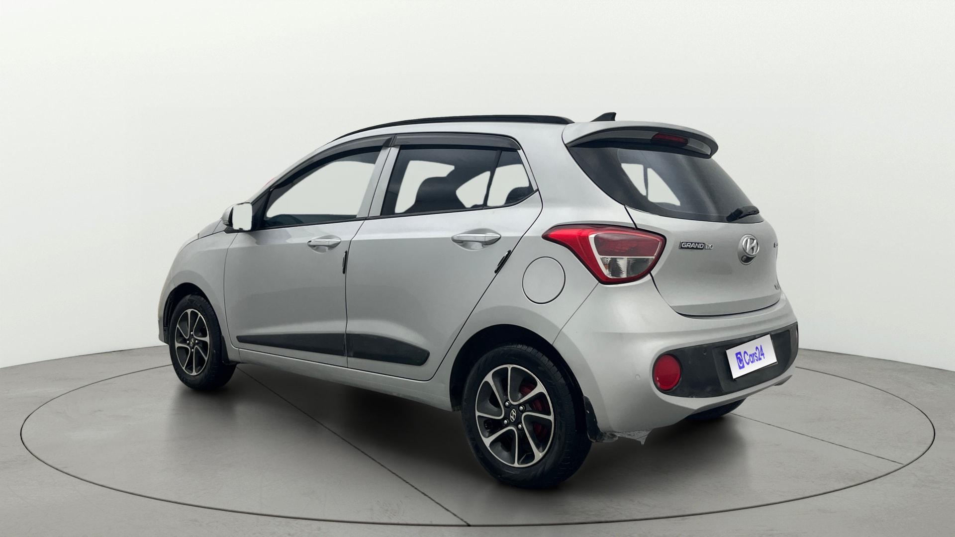 View 2017 Hyundai Grand i10 1.2 Asta Petrol Image 2 Used 2017 Hyundai Grand i10 1.2 Asta Petrol Image 2