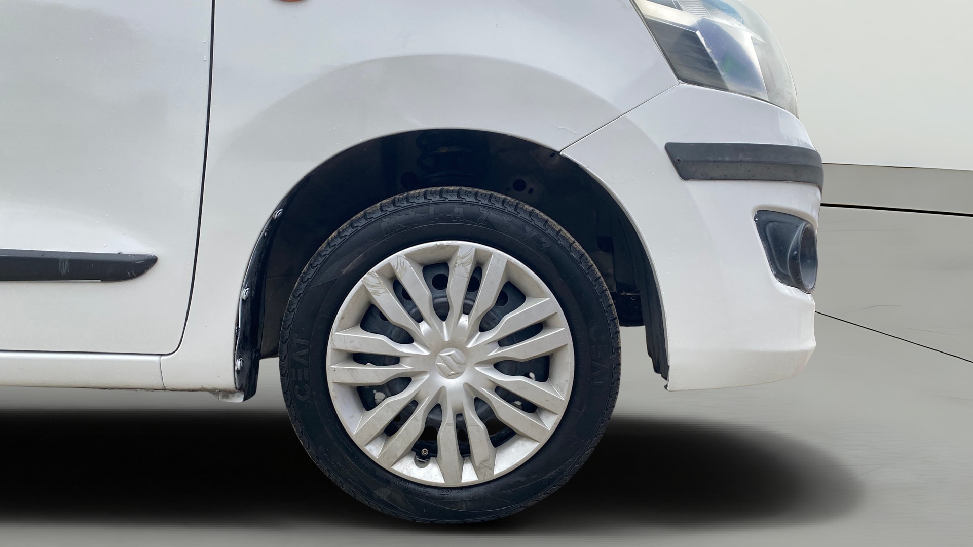 View 2017 Maruti Suzuki 1000 Base Variant Image 39 Used 2017 Maruti Suzuki 1000 Base Variant Image 39