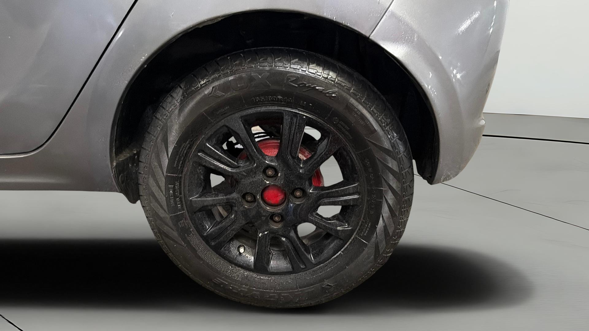 View 2019 Tata Tigor XE Diesel Image 11 Used 2019 Tata Tigor XE Diesel Image 11