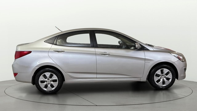View Hyundai Verna Image 26 Used Hyundai Verna Image 26