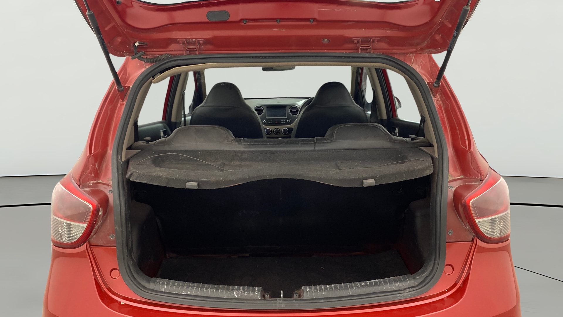 View 2018 Hyundai Grand i10 Sportz 1.2 Kappa Image 37 Used 2018 Hyundai Grand i10 Sportz 1.2 Kappa Image 37