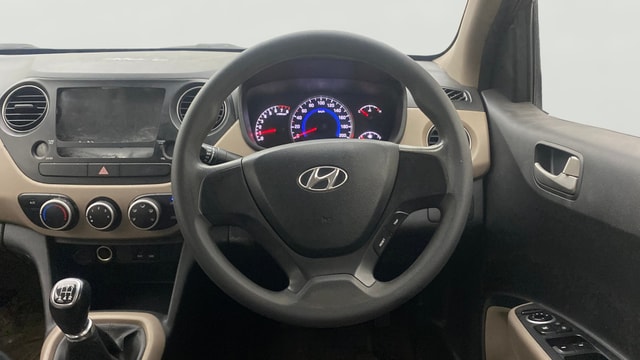 View Hyundai Grand i10 Image 21 Used Hyundai Grand i10 Image 21
