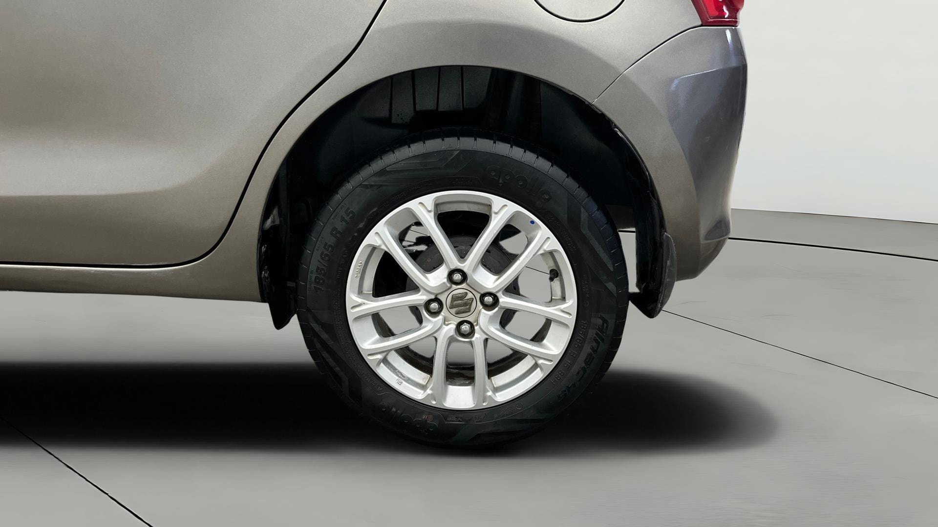 View 2019 Maruti Suzuki 1000 Base Variant Image 11 Used 2019 Maruti Suzuki 1000 Base Variant Image 11
