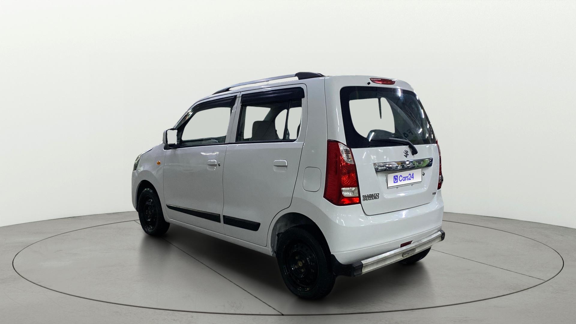 View 2015 Maruti Suzuki 1000 Base Variant Image 2 Used 2015 Maruti Suzuki 1000 Base Variant Image 2