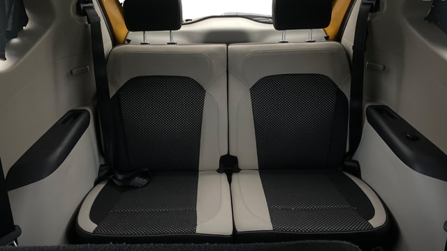 View Renault Triber Image 13 Used Renault Triber Image 13