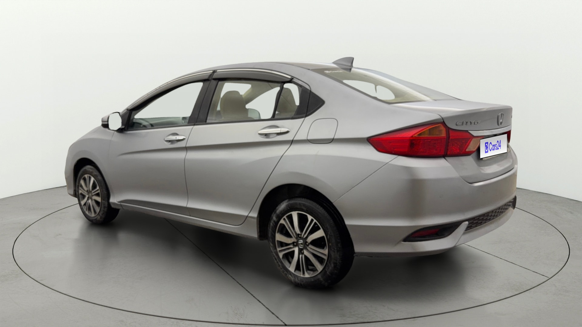 View 2022 Honda City ZX MT Diesel Anniversary Edition Image 2 Used 2022 Honda City ZX MT Diesel Anniversary Edition Image 2