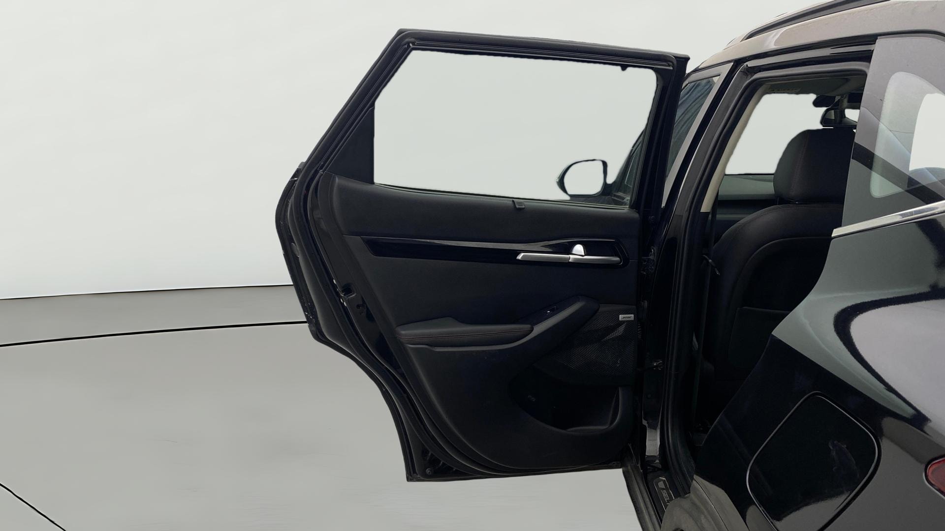 View 2021 Kia Seltos GTX Plus AT Diesel Image 23 Used 2021 Kia Seltos GTX Plus AT Diesel Image 23