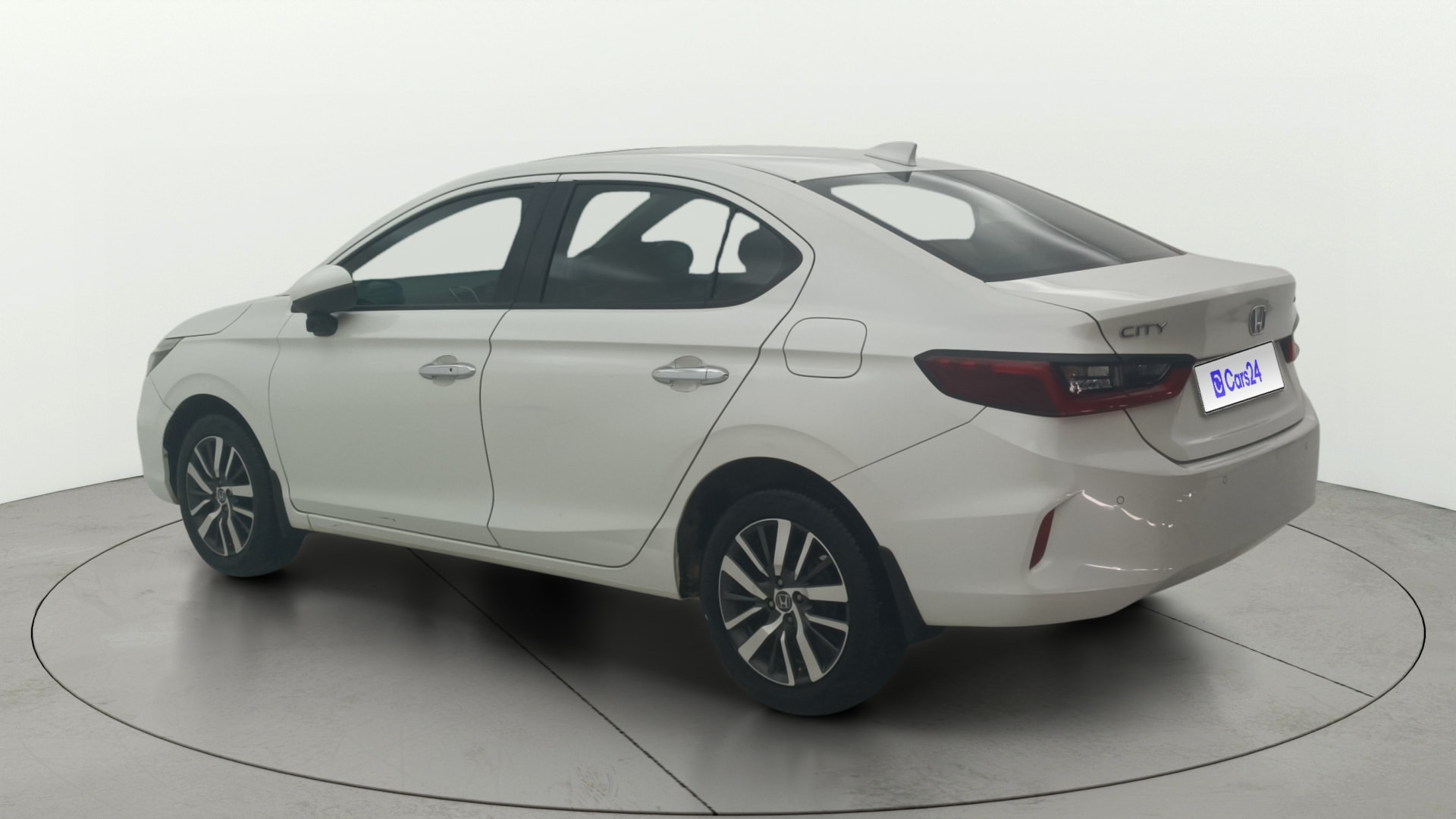 View 2021 Honda City ZX CVT Image 2 Used 2021 Honda City ZX CVT Image 2