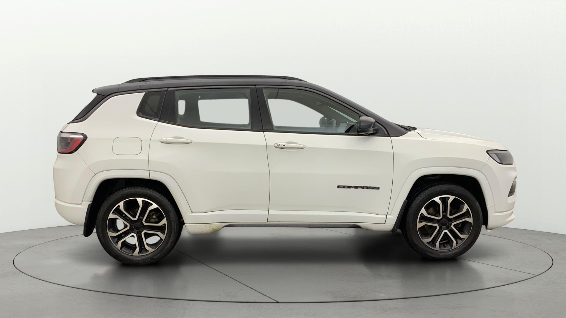 View 2021 Jeep Compass S (O) 1.4 Petrol DDCT Image 9 Used 2021 Jeep Compass S (O) 1.4 Petrol DDCT Image 9