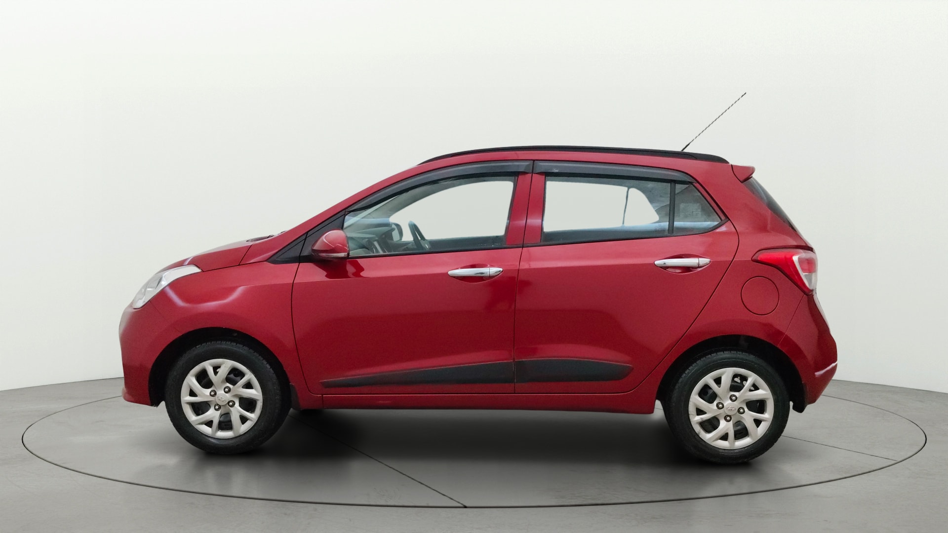 View 2018 Hyundai Grand i10 1.2 Sportz(O) Petrol Image 5 Used 2018 Hyundai Grand i10 1.2 Sportz(O) Petrol Image 5