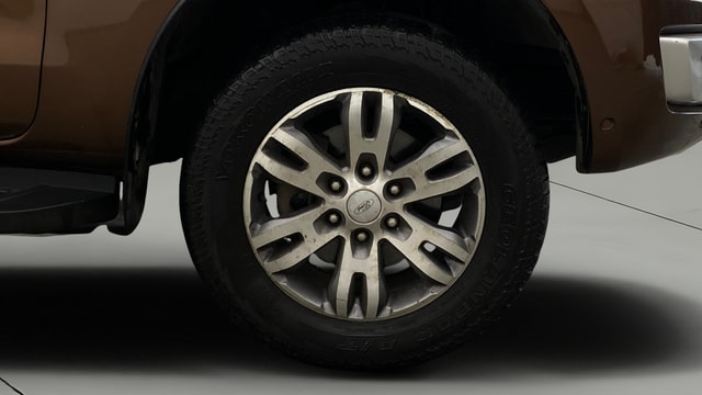 View Ford Endeavour Image 43 Used Ford Endeavour Image 43