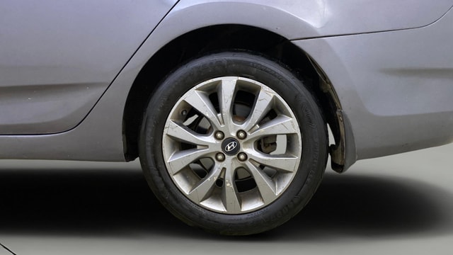 View Hyundai Fluidic Verna Image 11 Used Hyundai Fluidic Verna Image 11