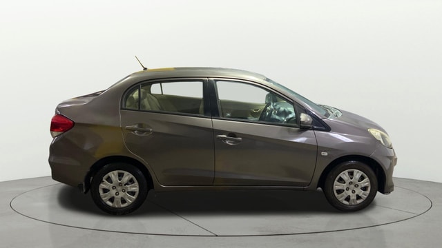 View Honda Amaze Image 25 Used Honda Amaze Image 25
