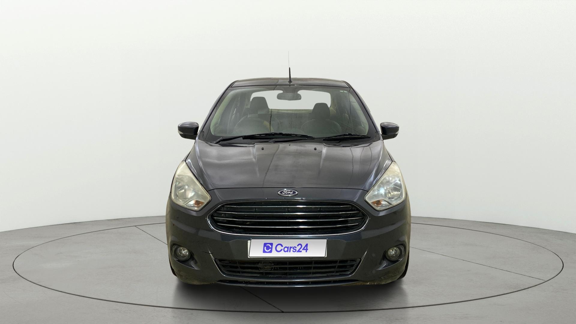 View 2016 Ford Figo Aspire 1.2P Ambiente MT BS IV Image 1 Used 2016 Ford Figo Aspire 1.2P Ambiente MT BS IV Image 1