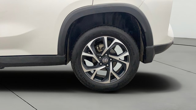 View Toyota Urban Cruiser Hyryder Image 8 Used Toyota Urban Cruiser Hyryder Image 8