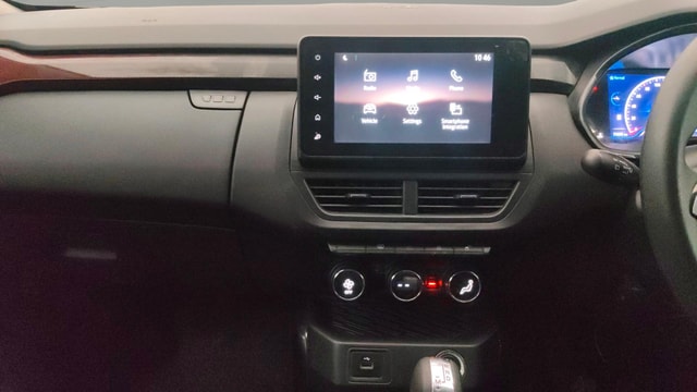 View Renault Kiger Image 17 Used Renault Kiger Image 17