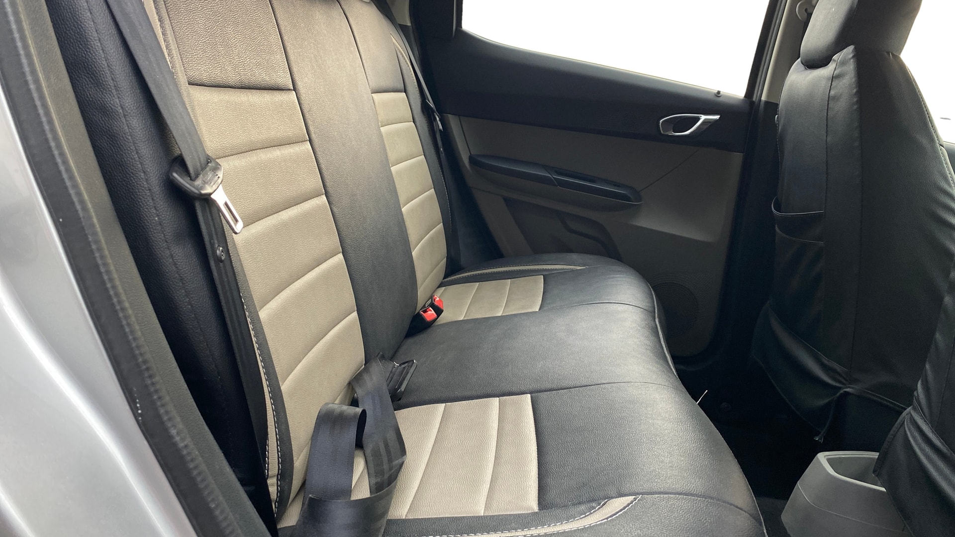 View 2018 Tata Tiago Revotorq XB Image 28 Used 2018 Tata Tiago Revotorq XB Image 28