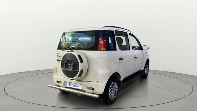 View Mahindra Quanto Image 43 Used Mahindra Quanto Image 43