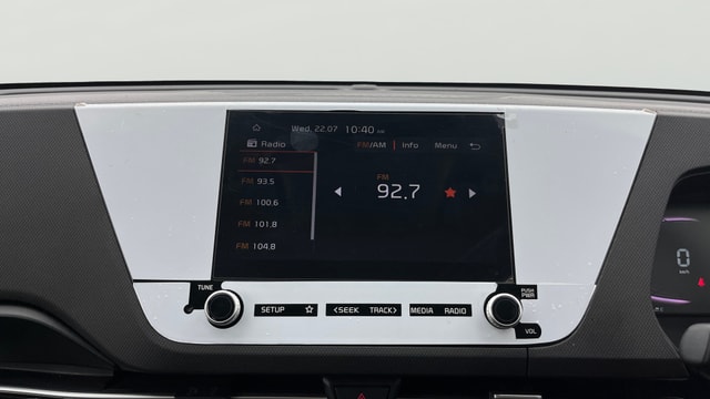 View Kia Carens Image 18 Used Kia Carens Image 18