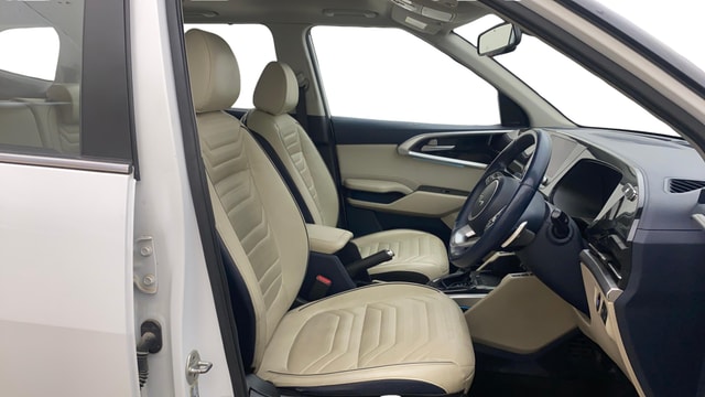 View Kia Carens Image 29 Used Kia Carens Image 29
