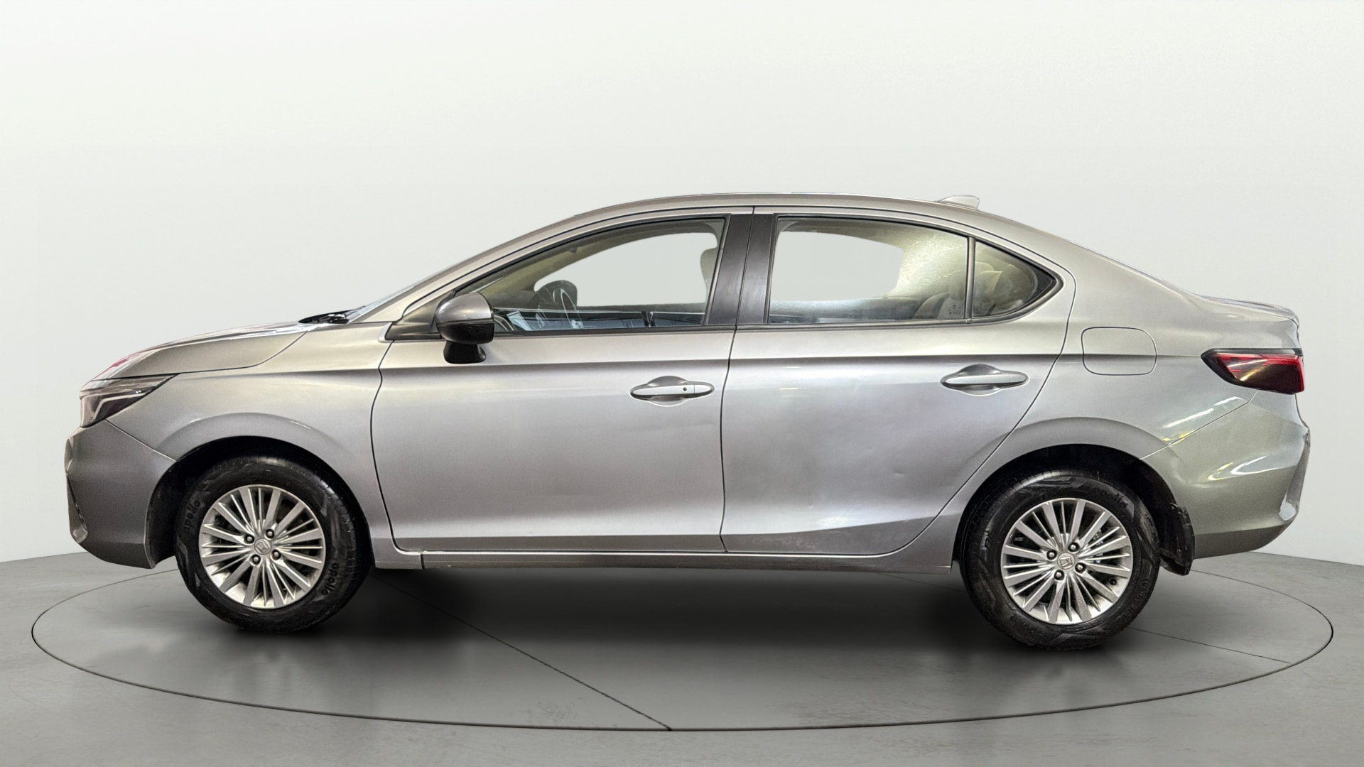 View 2020 Honda City ZX MT Diesel Anniversary Edition Image 26 Used 2020 Honda City ZX MT Diesel Anniversary Edition Image 26