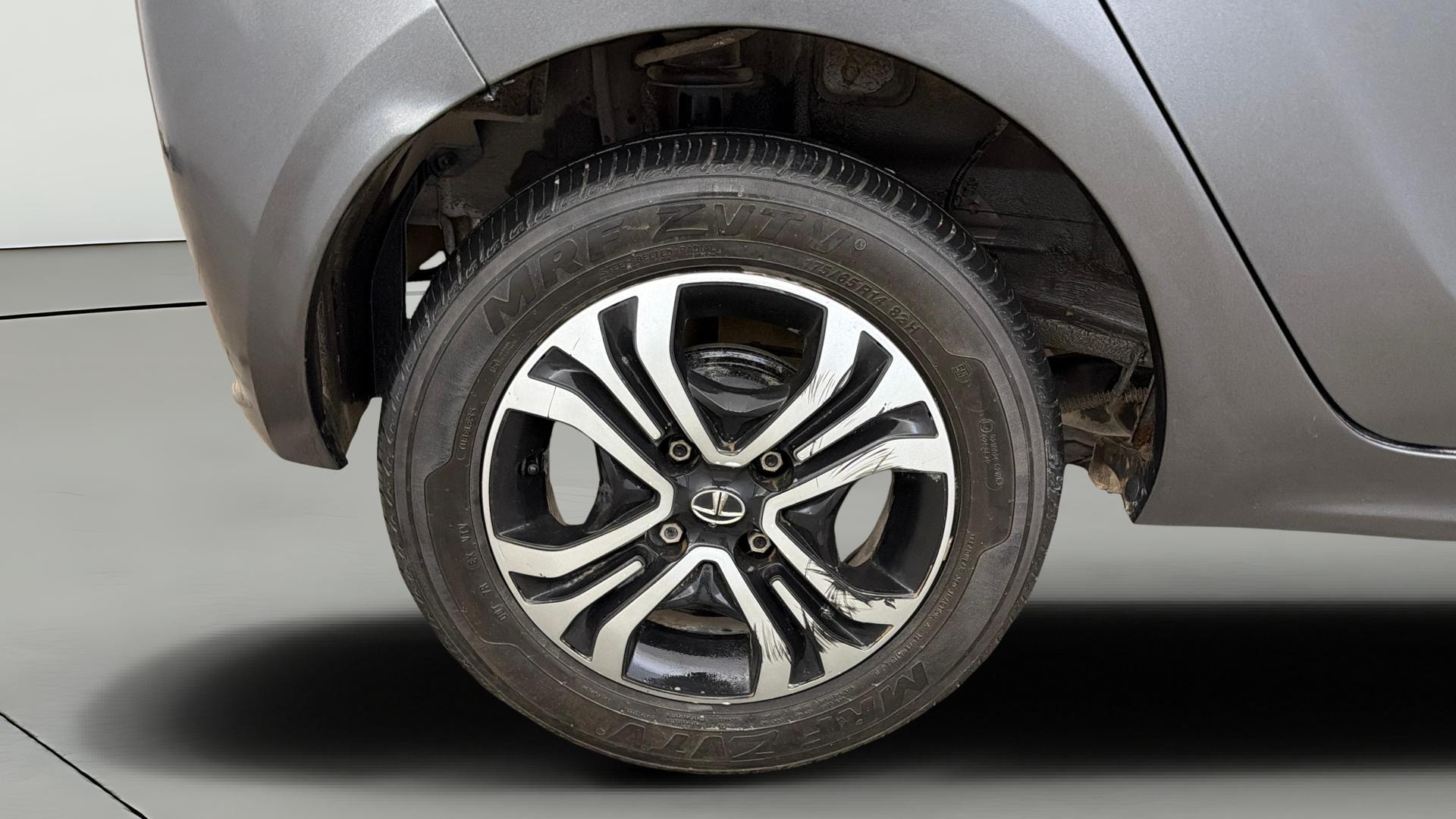 Used 2022 Tata Tiago Used 2022 Tata Tiago
