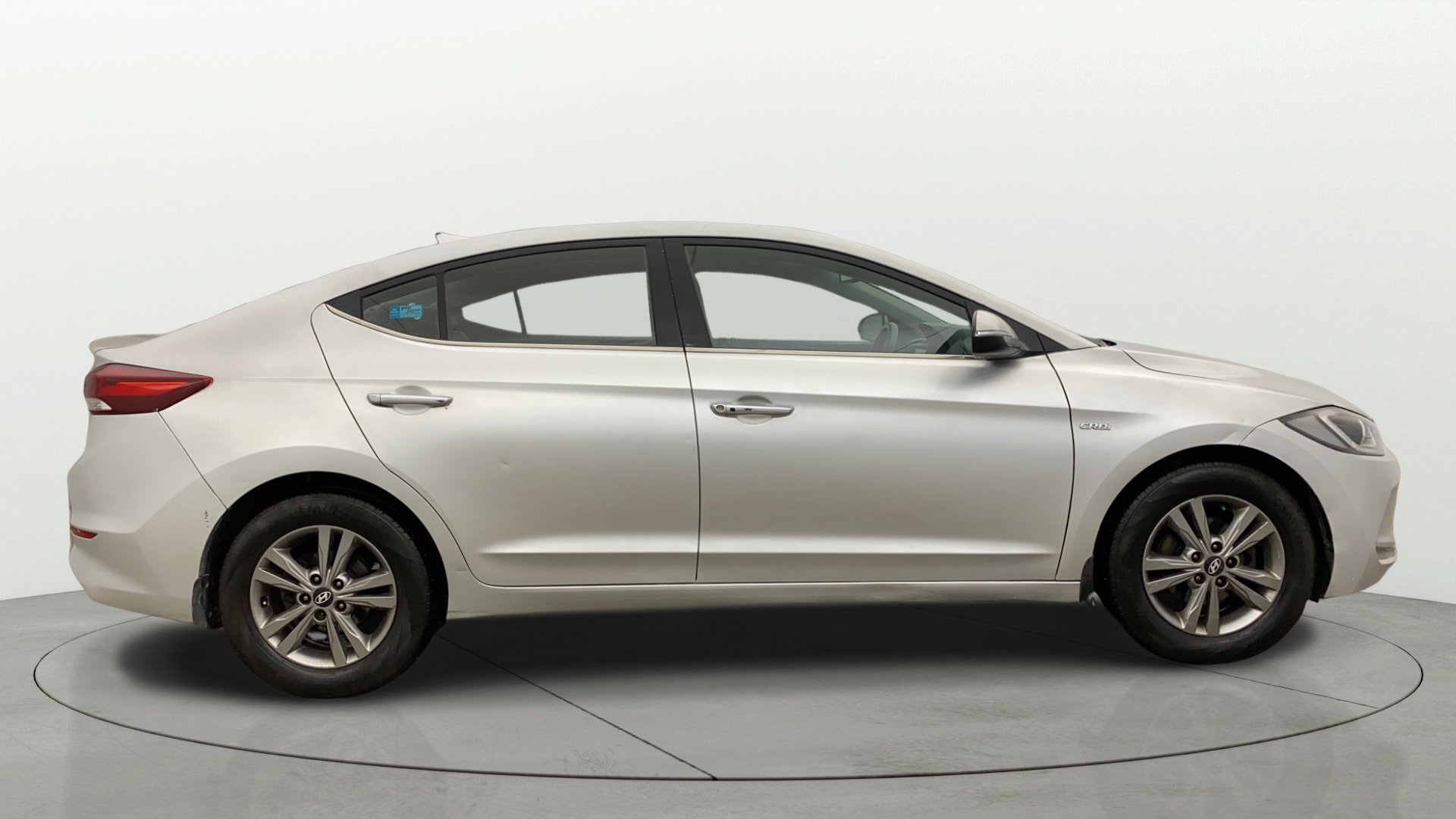 View 2018 Hyundai Elantra 1.6 CRDi S Image 27 Used 2018 Hyundai Elantra 1.6 CRDi S Image 27