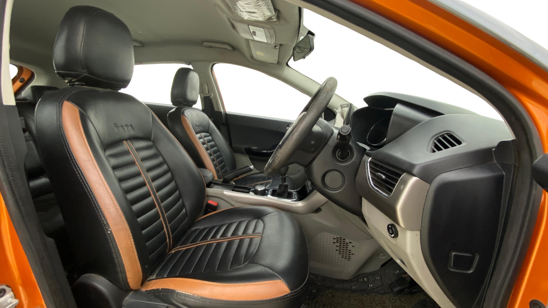 View 2020 Tata Nexon Revotron XE Image 26 Used 2020 Tata Nexon Revotron XE Image 26