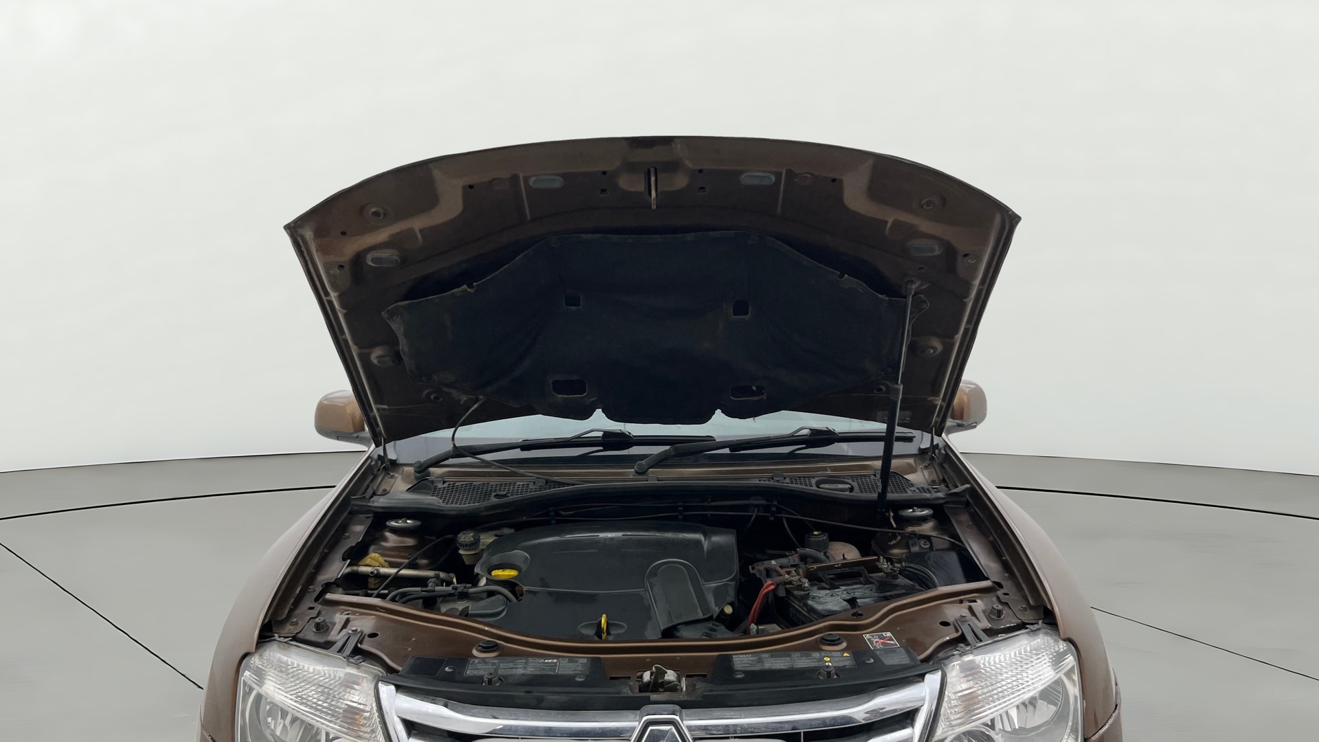 View 2014 Renault Duster Diesel 85PS STD Image 19 Used 2014 Renault Duster Diesel 85PS STD Image 19