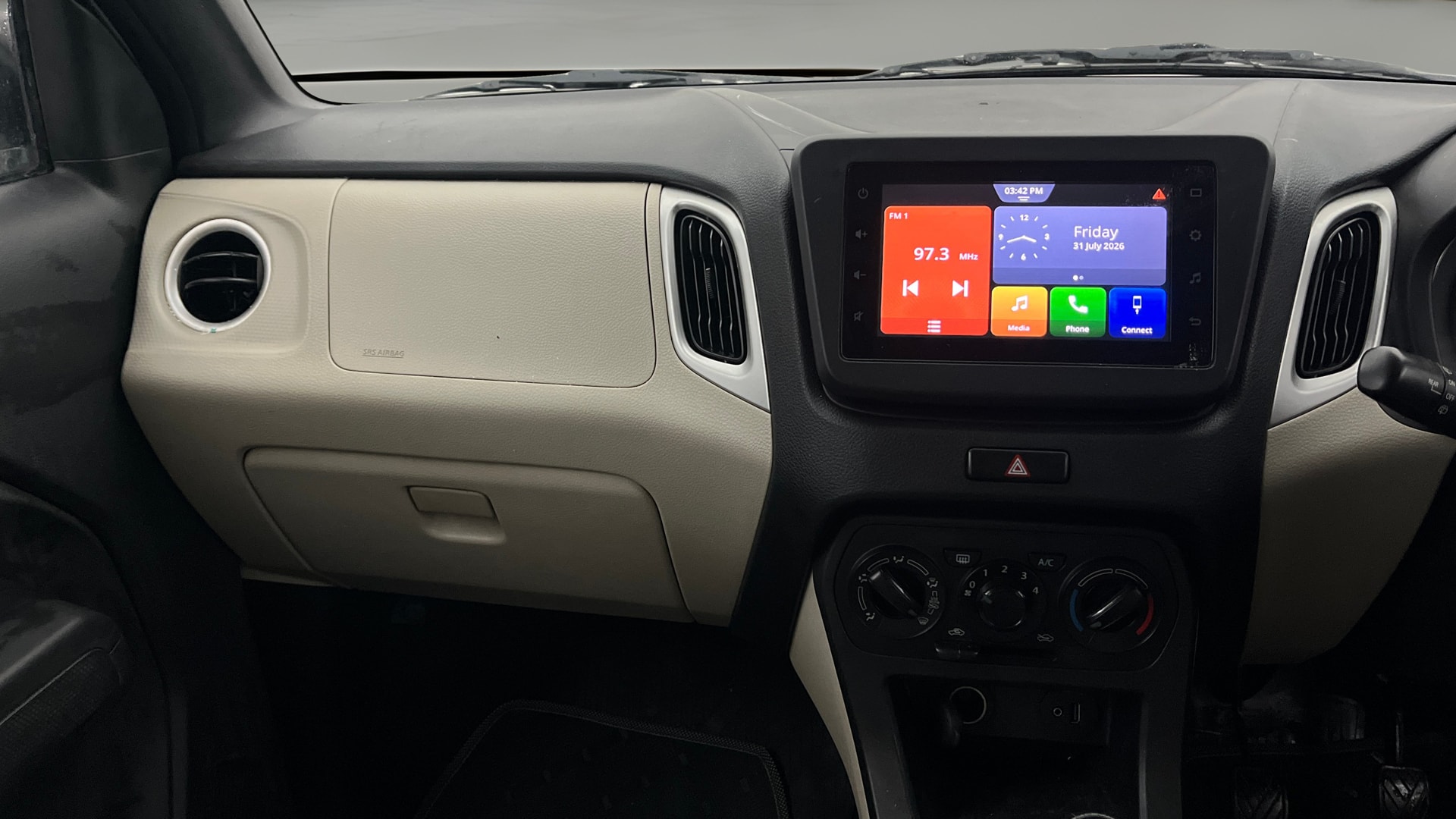 View 2020 Maruti Suzuki 1000 Base Variant Image 17 Used 2020 Maruti Suzuki 1000 Base Variant Image 17