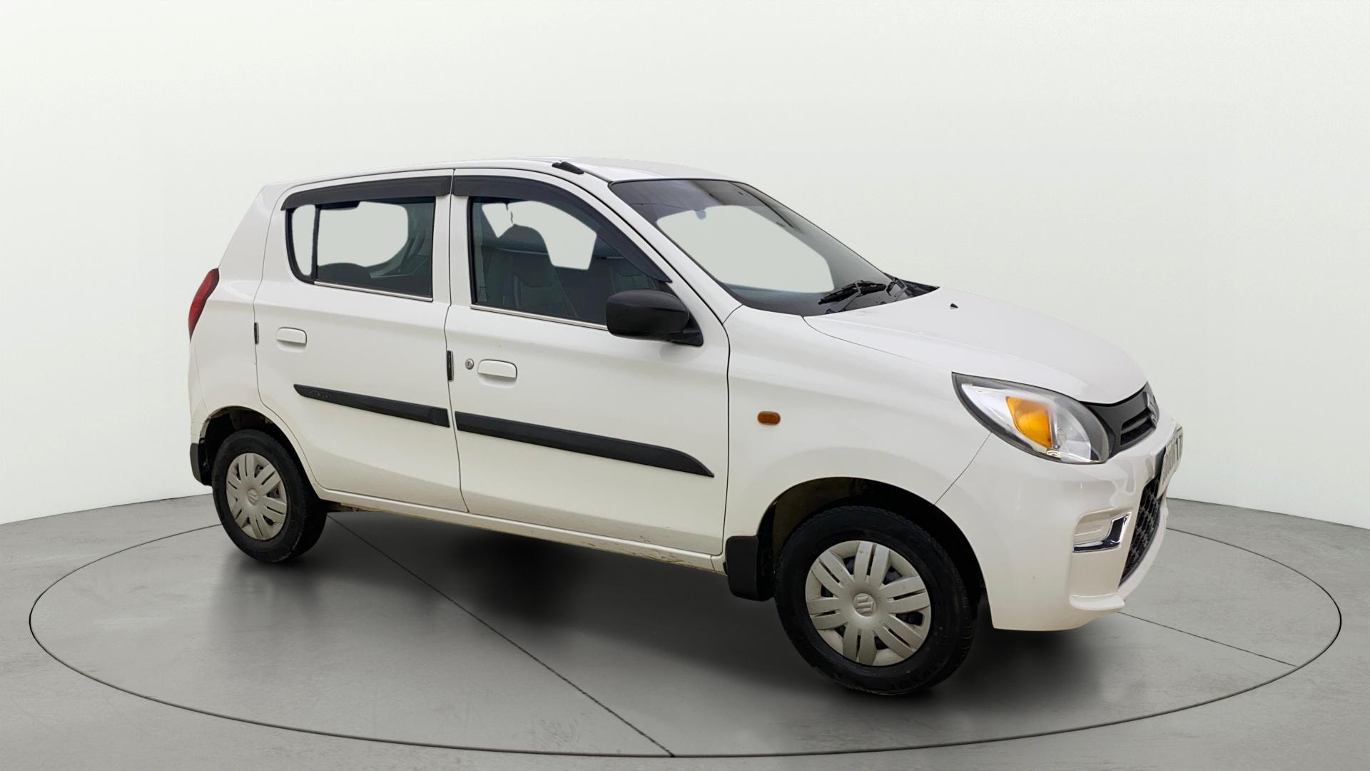View 2023 Maruti Suzuki 1000 Base Variant Image 13 Used 2023 Maruti Suzuki 1000 Base Variant Image 13